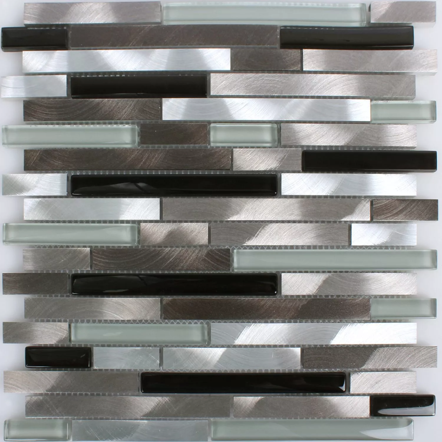 Prov Aluminium Mosaik Glas Brun Svart Vit Silver