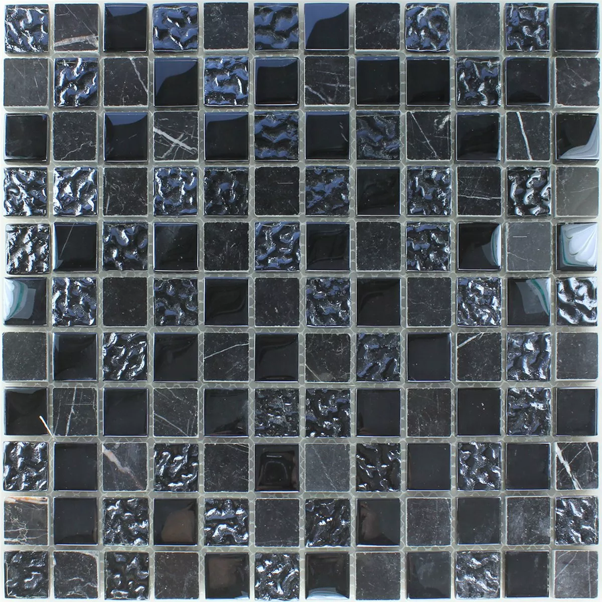 Mosaik Glas Marmor Svart Räffling 25x25x8mm