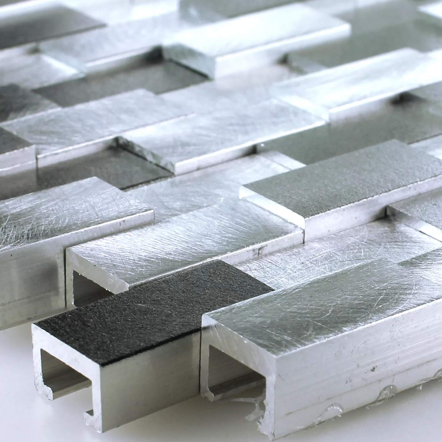 Prov Aluminium Metall 3D Mosaik Svart Grå