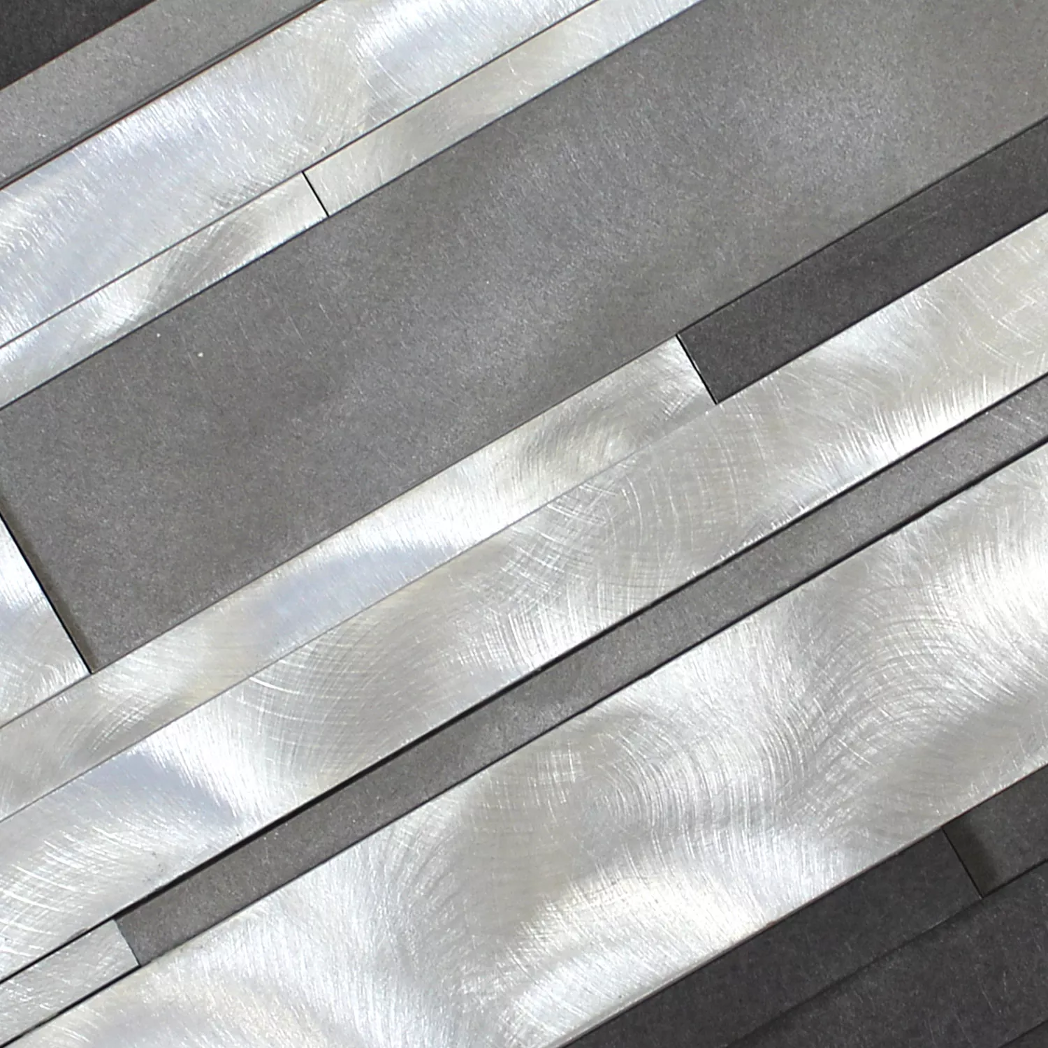 Aluminium Metall Mosaik Talara Svart Silver 300x600mm
